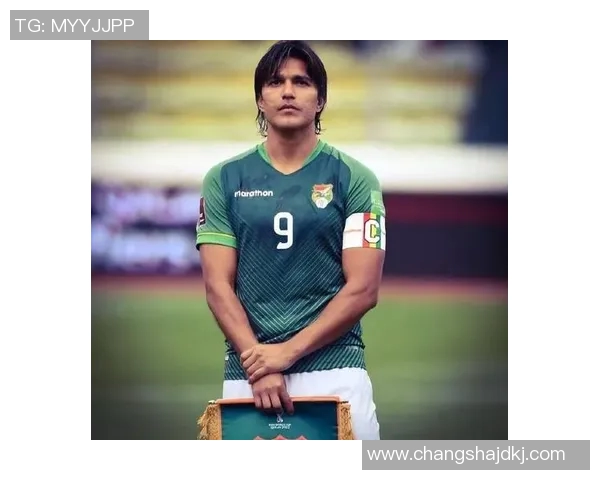 美国女足球星奥巴马：从赛场传奇到社会影响力的跨界人物